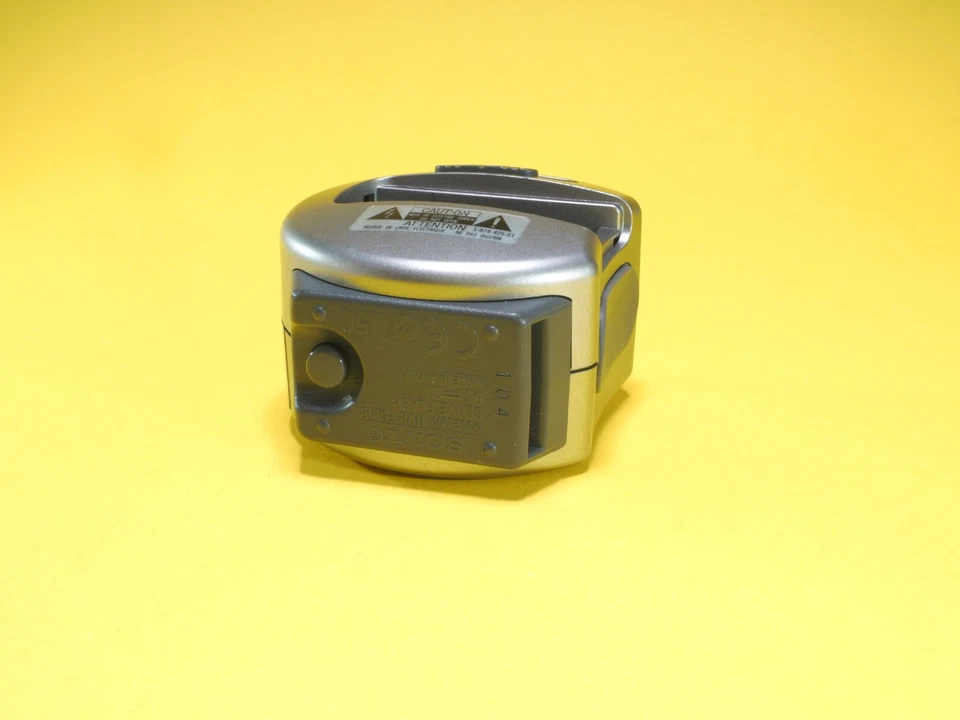 Sony Cyber-Shot HVL-FSL1 Slave Flash HVL-FSL1A not tested missing batt back - Image 4 of 4