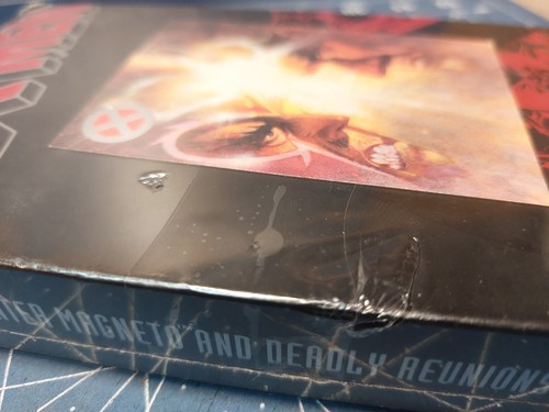 X-Men Creators' Choice #2 'Enter Magneto And Deadly Reunions' VHS Sealed w/comic - Imagen 5 de 10