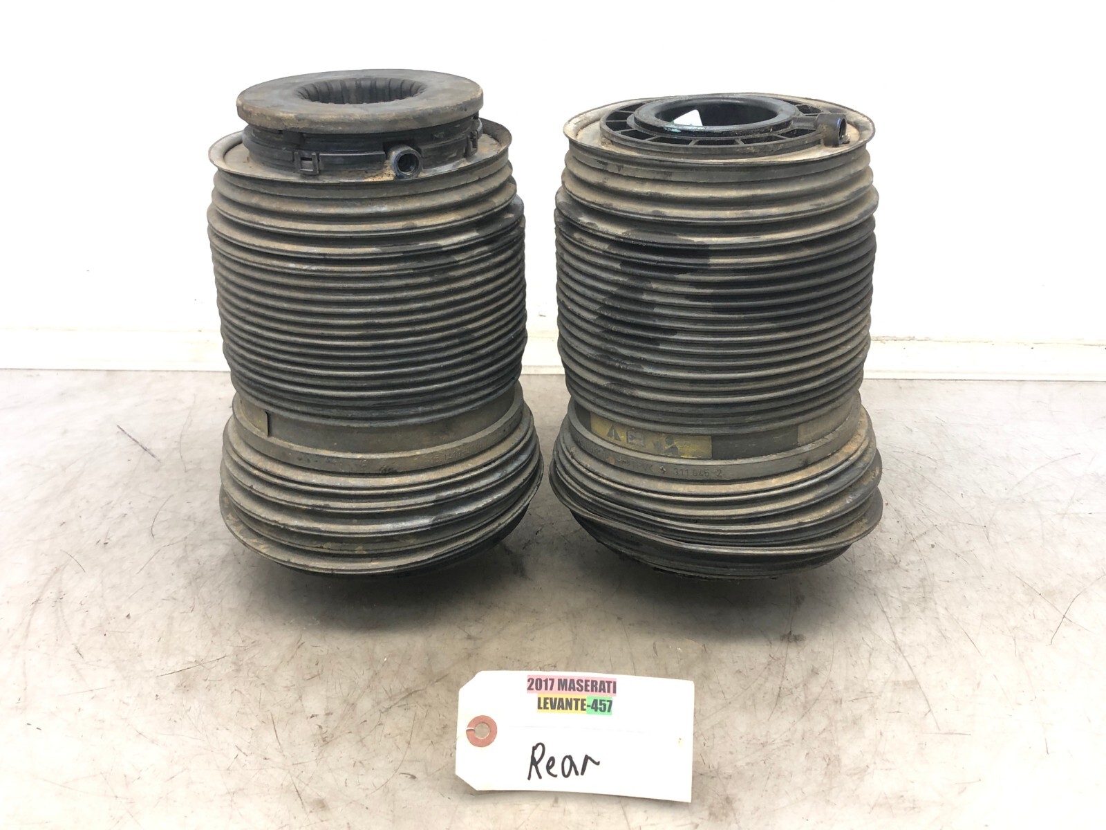 2017-2020 MASERATI LEVANTE 3.0L REAR SUSPENSION AIR SPRING LEFT & RIGHT OEM