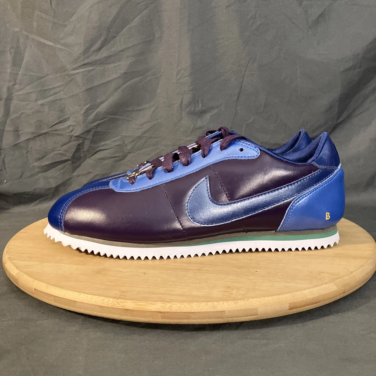 Nike Cortez TXT Women's Shoes. Nike ID