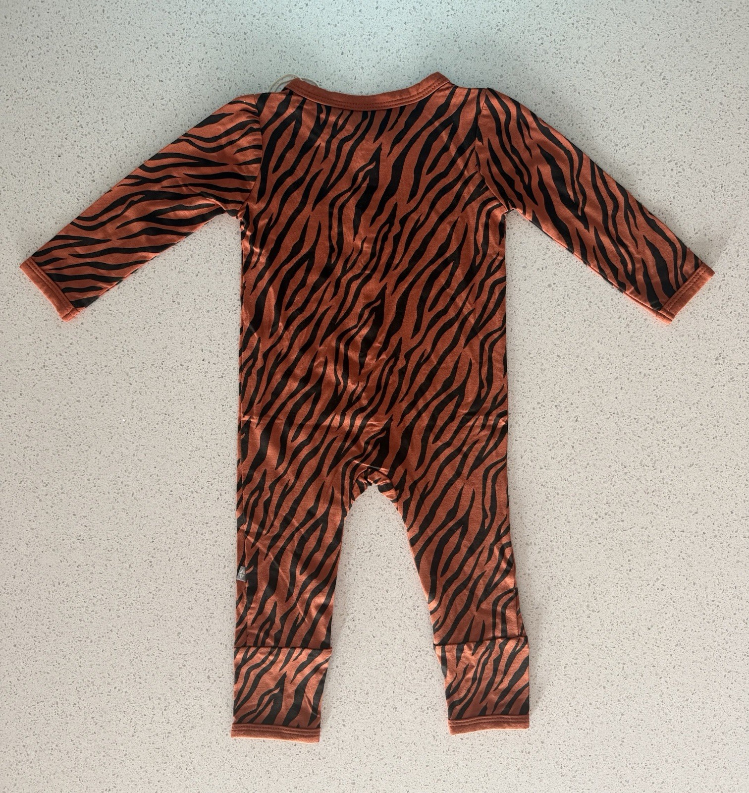 KYTE Tiger Stripe One Piece Costume PJ Long Sleeve Snap Front 6-12 Months  NWT
