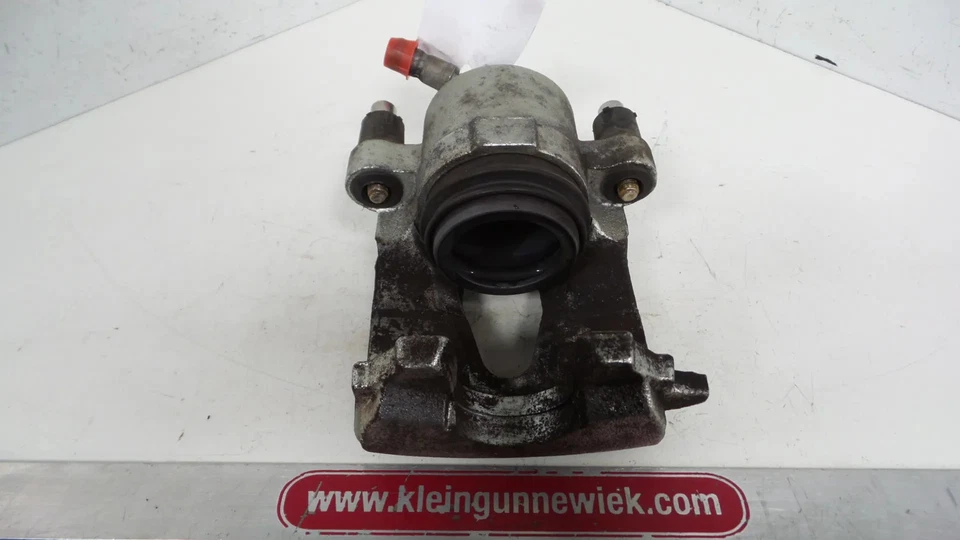 BREMSSATTEL LINKS VORNE Seat Arona (KJX) SUV 1.0 TSI 12V (DKRF) 2020 2Q0615123A - Bild 1 von 1