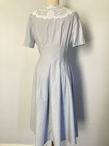 Vintage Laura Ashley Linen Dress Lace Collar Button Front Modest Pale Blue US 12 - Picture 9 of 14