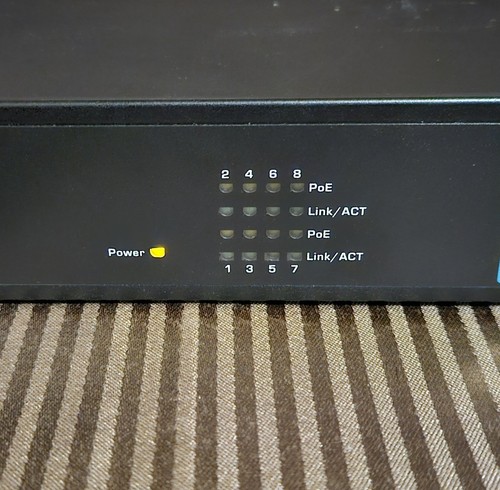 TRENDnet TPE-T80H 8Port Ethernet PoE + Switch - Afbeelding 5 van 7
