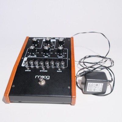 MOOG MOOGERFOOGER MF-105 MuRF used working OG power guitar synth pedal