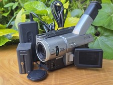 10145 Sony DCR-TRV735 Digital8 Hi8 Camcorder Nightshot NTSC Tested w/ Charger