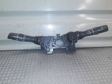 Commodo Lexus IS