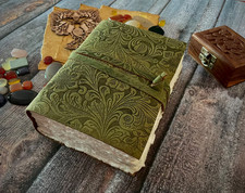 Handmade Leather Journal: Vintage Deckle Edge Paper, Blank Book