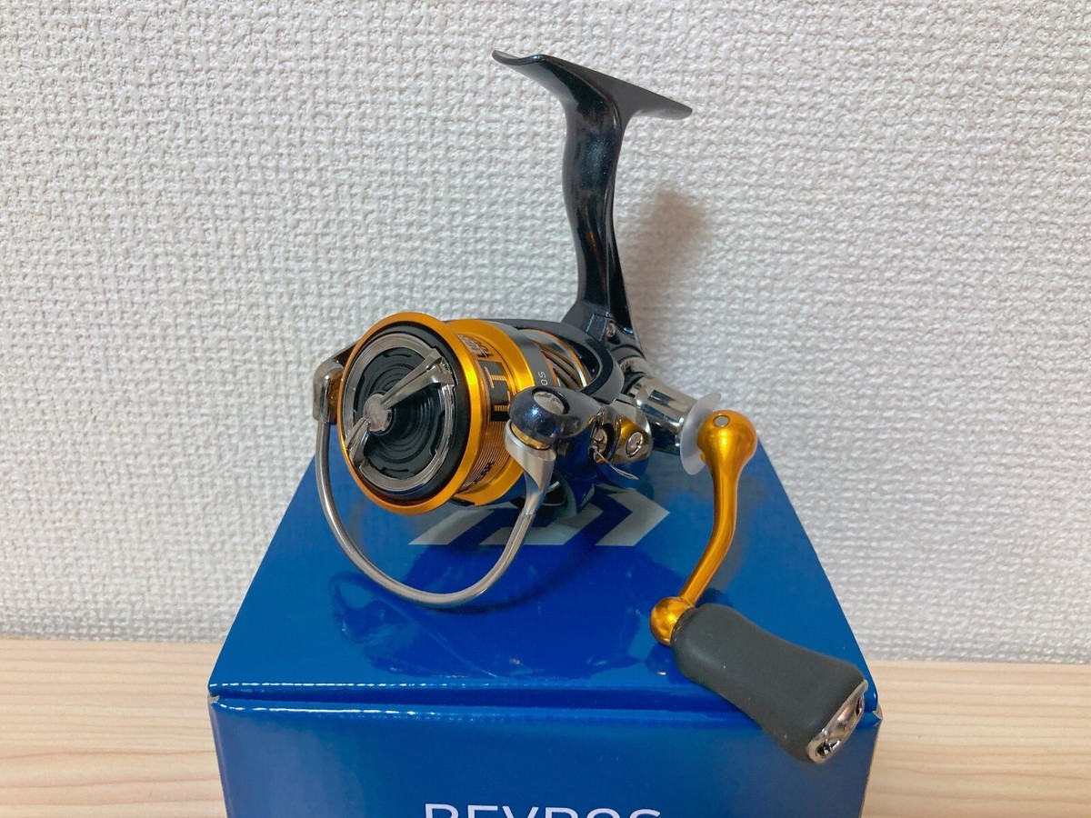 Daiwa 20 Revros LT 2000S Excellent+5 Spinning Reel from