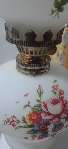Vintage Painted Flowers Satin White Glass Oil Kerosene Lamp 24cm H Made Taiwan - Picture 6 of 11