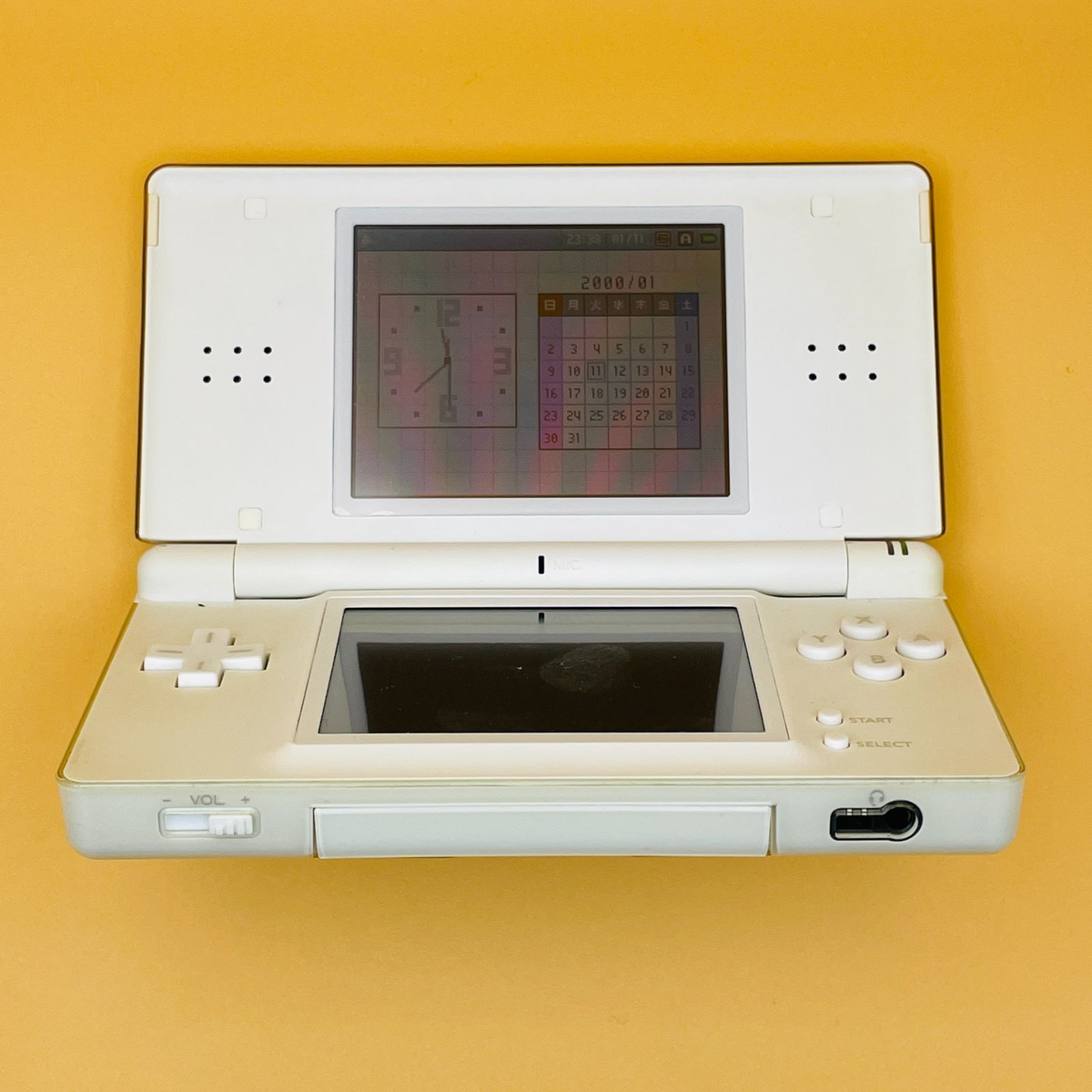 Nintendo DS Lite Final Fantasy III Crystal Edition Console Nintendo DS Lite Final Fantasy III Crystal Edition Console