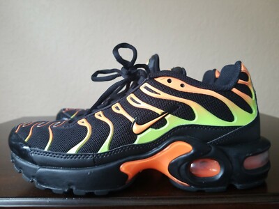 ð¥ð¥Nike Air Max Plus TN Black Volt Orange GS 655020-084 SZ 3.5Y or Womens Sz. 5 885177782290 | eBay