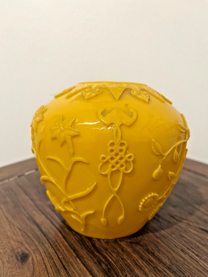Old Chinese yellow Peking glass jar with bats and flowers eBay