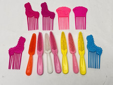 Vintage Fashion Doll Combs and Brushes Lot Barbie Doll Accessories colorful BIN3