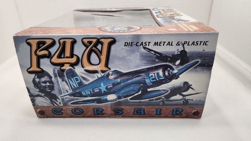 MOTORMAX 76355 F4U Corsair 302S Navy Marine Metal & Plastic 1:48 Die Cast - Picture 14 of 20