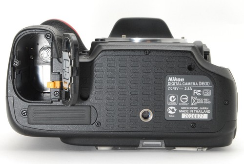 Nikon D600 DSLR Camera - Body Only "SC7,054 Boxed Near Mint" 8877 - 24.3 MP - Picture 9 of 12