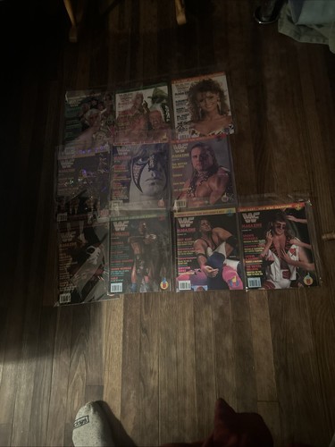 9 Out Of 12 Of WWF Magazines 1992 January, February And November Missing - Picture 2 of 2
