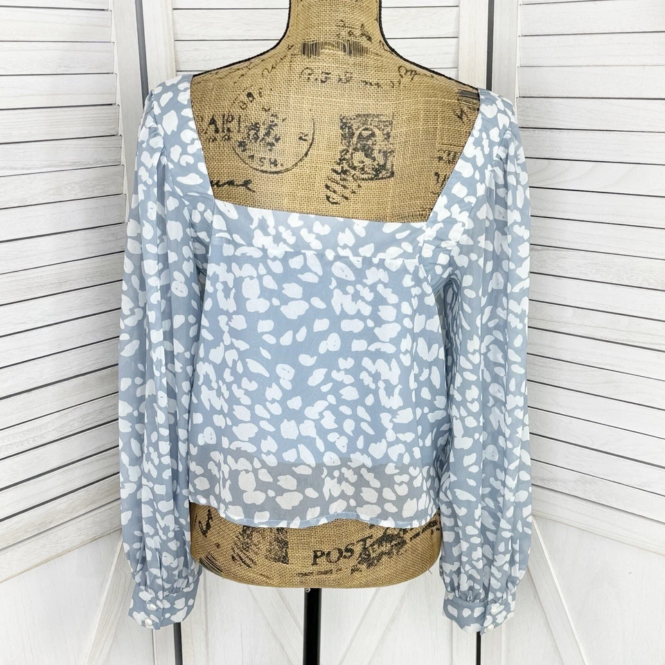 Lucca Blouse Womens Large Blue White Petal Print Square Neck Crop Long Sleeve - Imagem 4 de 4