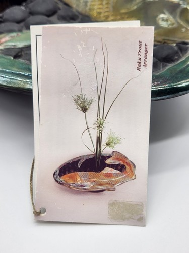 Caralyn Kieckhaefer Wildcat Lake Pottery Fish Ikebana Vase with Flower Frog - Picture 12 of 14