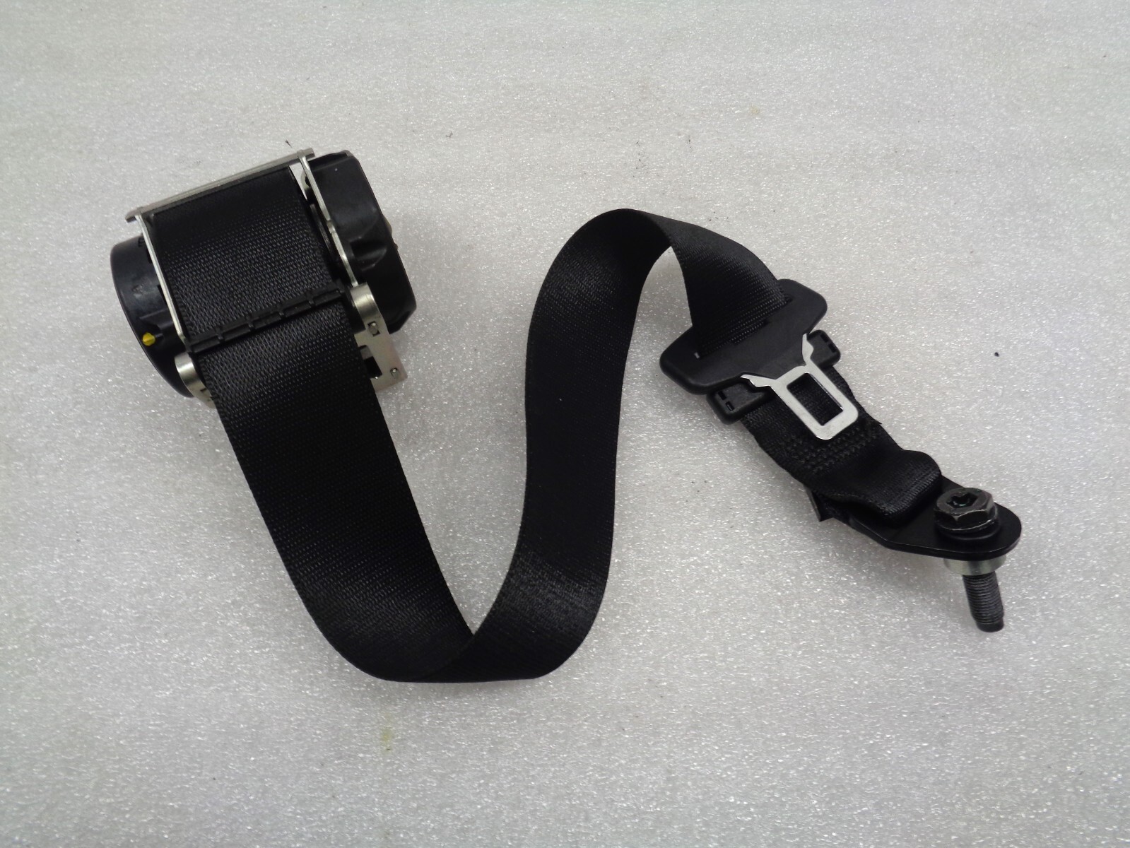 14-17 Maserati Ghibli Rear Left Side Seatbelt Seat Belt Retractor OEM AK2308333