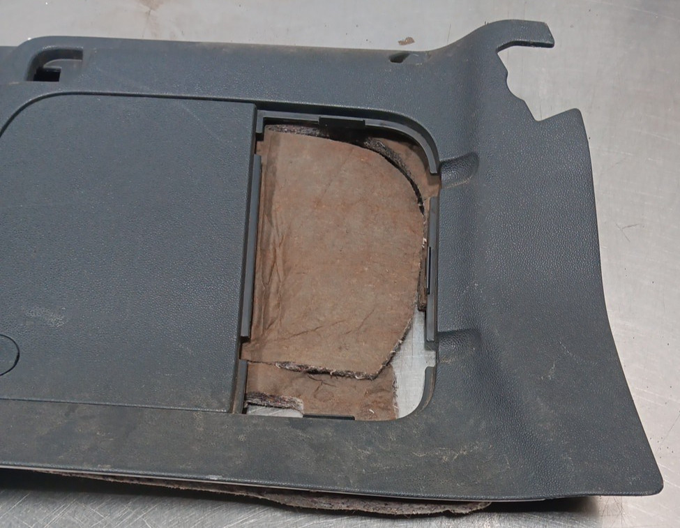 SMART FORTWO 2009 BRABUS RIGHT HAND LUGGAGE COMPARTMENT SIDE COVER A451 692 02 0