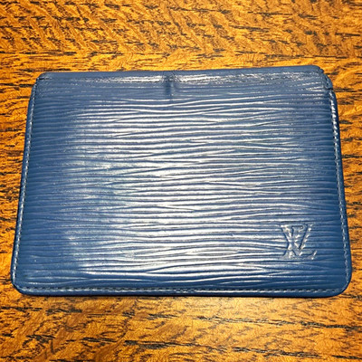 Louis Vuitton Vintage Blue Epi Cardholder Unisex