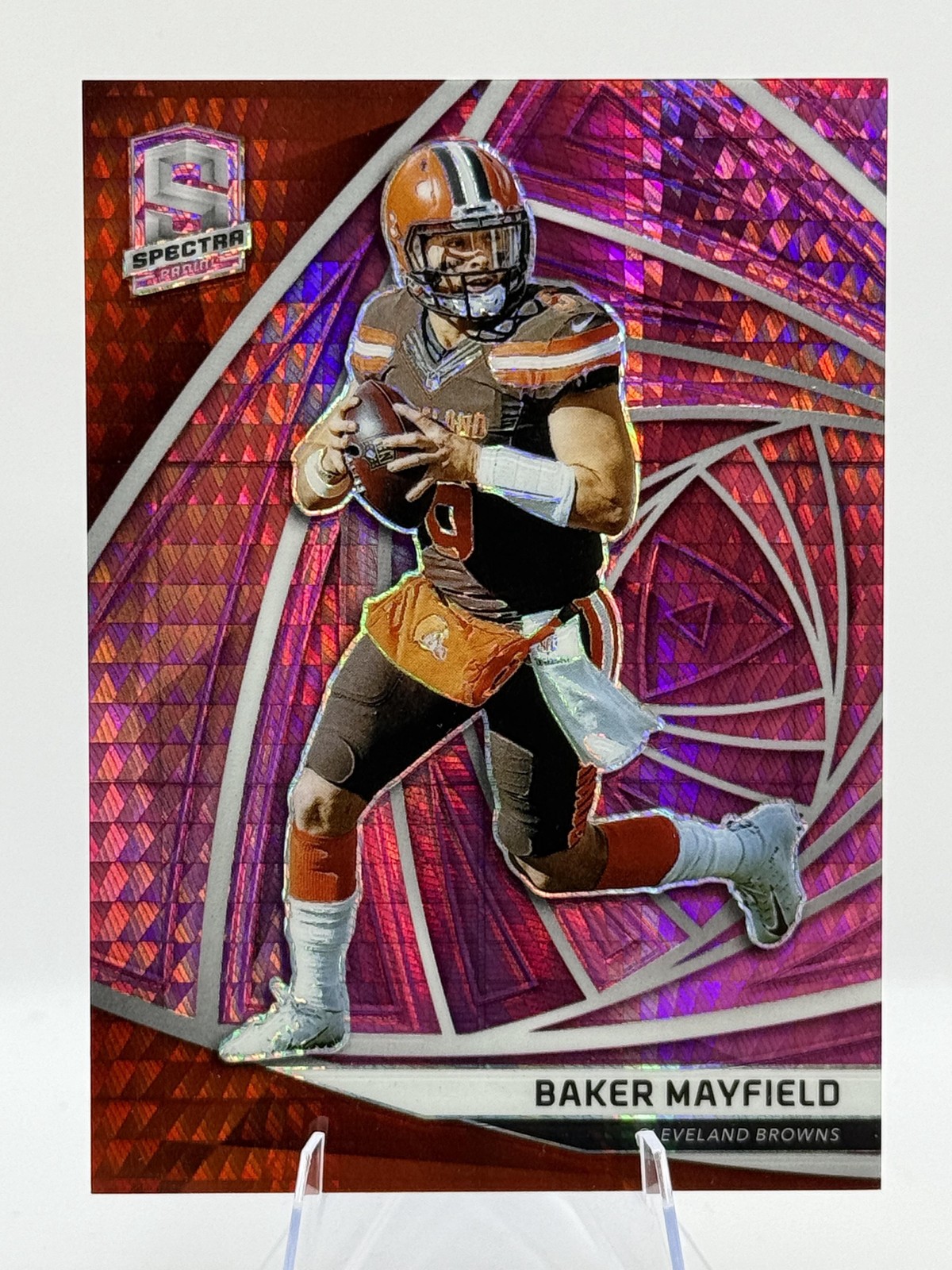 2019 Panini Spectra Baker Mayfield Neon Pink #/25 #99 Cleveland Browns SN