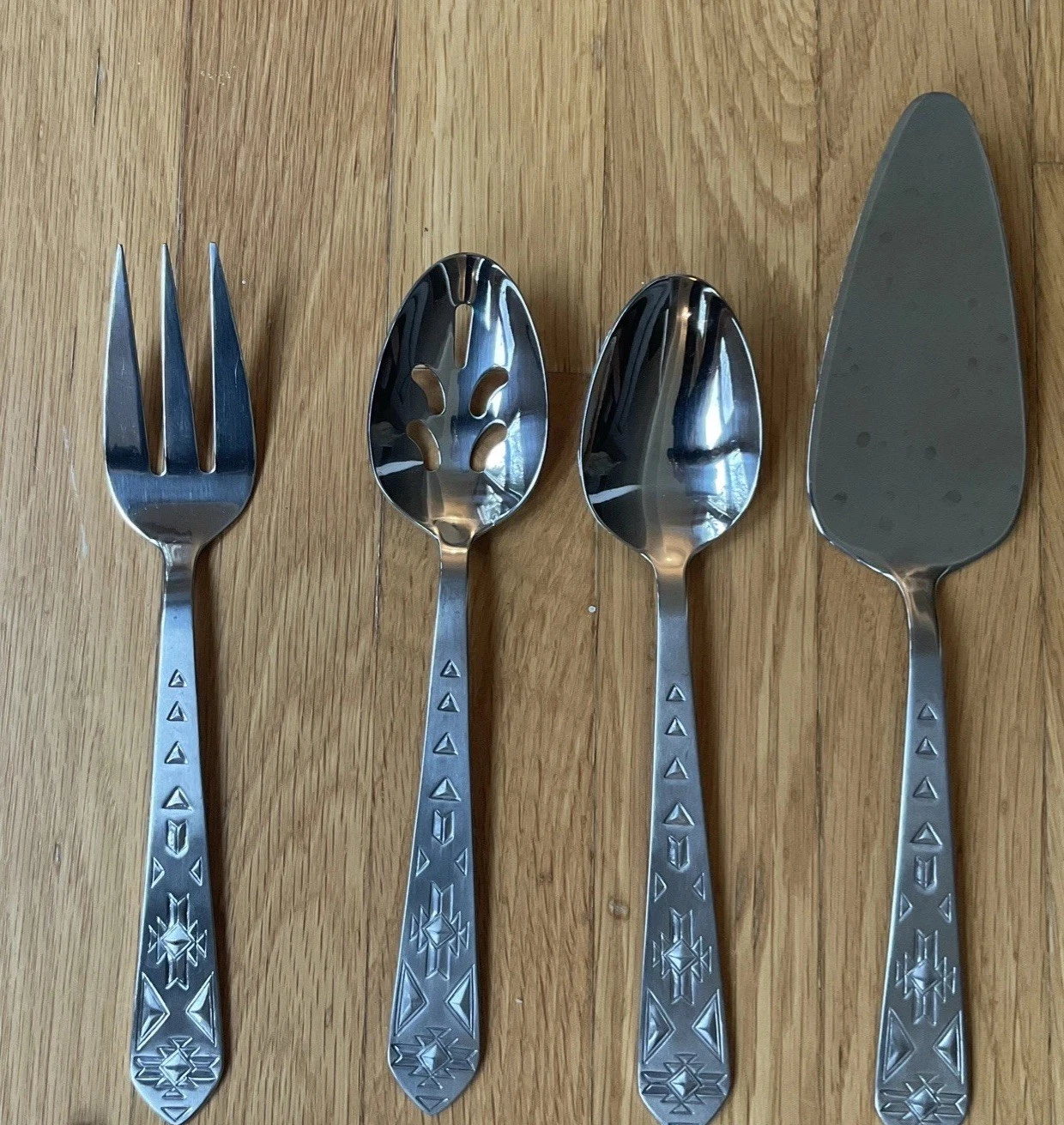 Pueblo International 1847 Rogers Bros Serving Utensils Fork Spoon Pie Stainless