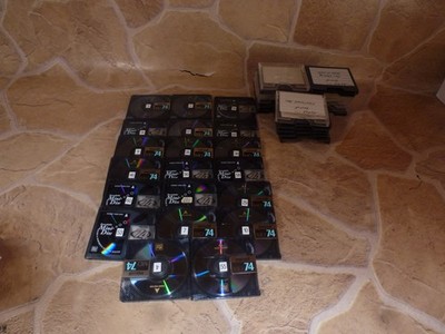 20x Maxell MD 74 Colos Schwarz Mini Disc + Cases - GUT