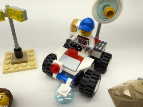 LEGO CITY: Space Starter Set (60077) 100% Complete with Instructions