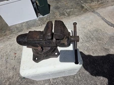 VINTAGE WILTON BULLET VISE SWIVEL BASE  4" JAWS MACHINIST BENCH VICE 101157 58