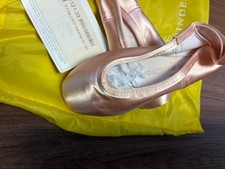 Gaynor Minden Pointe Shoes Made in the USA 6.5 N 2 Box Extra Flex SV HH