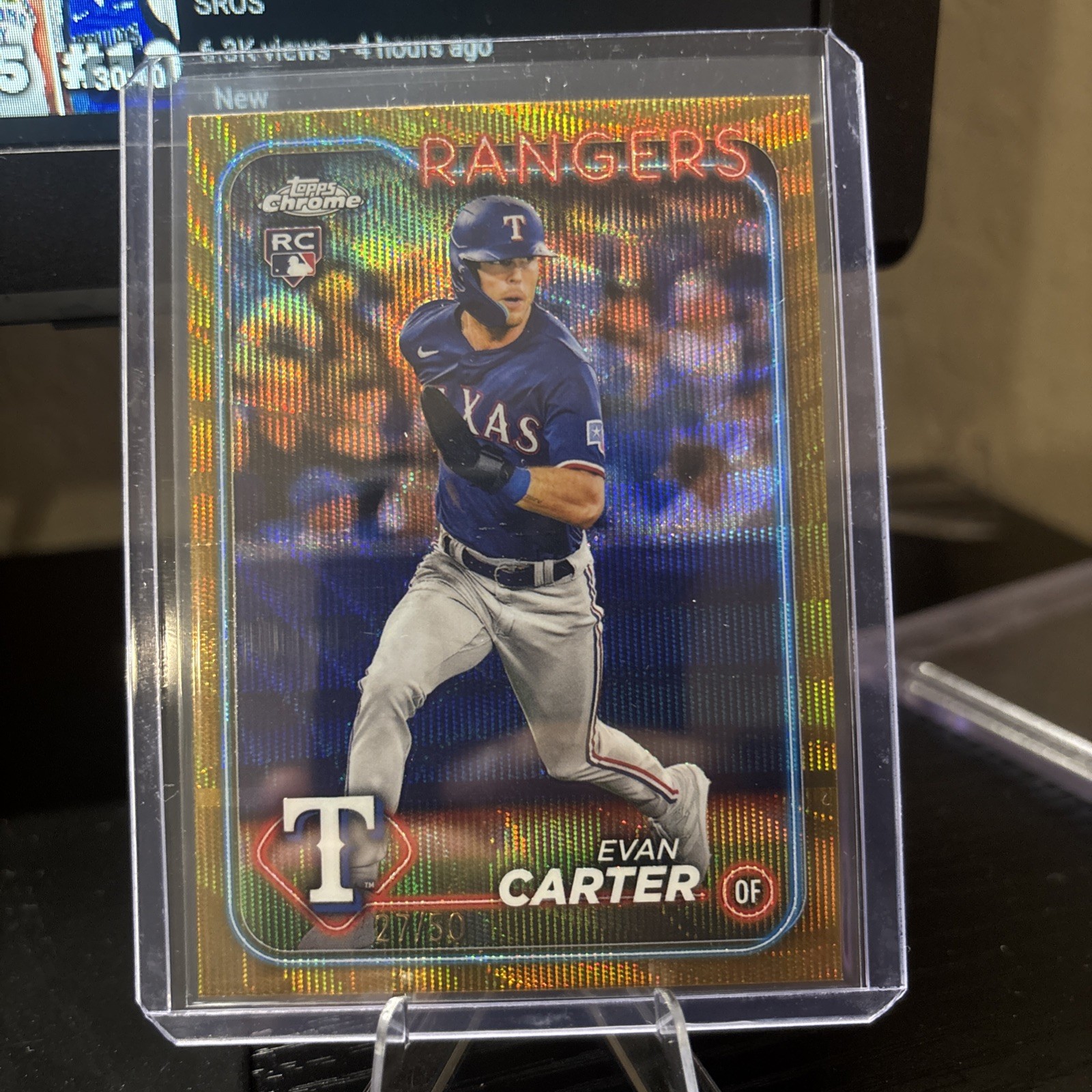 2024 Topps Chrome - Gold Wave Refractor #136 Evan Carter /50 (RC) Texas Rangers