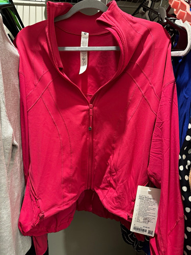 lululemon Define *Luon Full Zip Jacket Thumbholes Pockets Pink Women’s 4 Relaxed