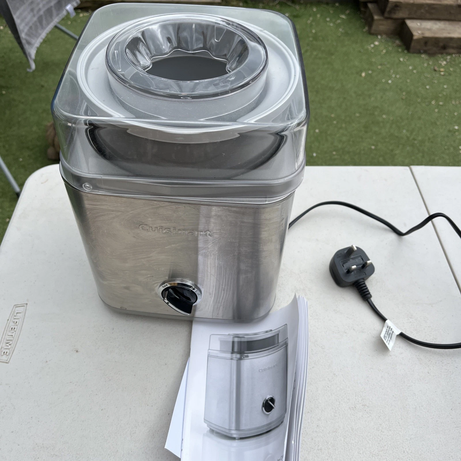 Cuisinart Style Collection Deluxe Ice Cream Maker 2L Brushed Steel ICE30BCU
Opens in a new window or