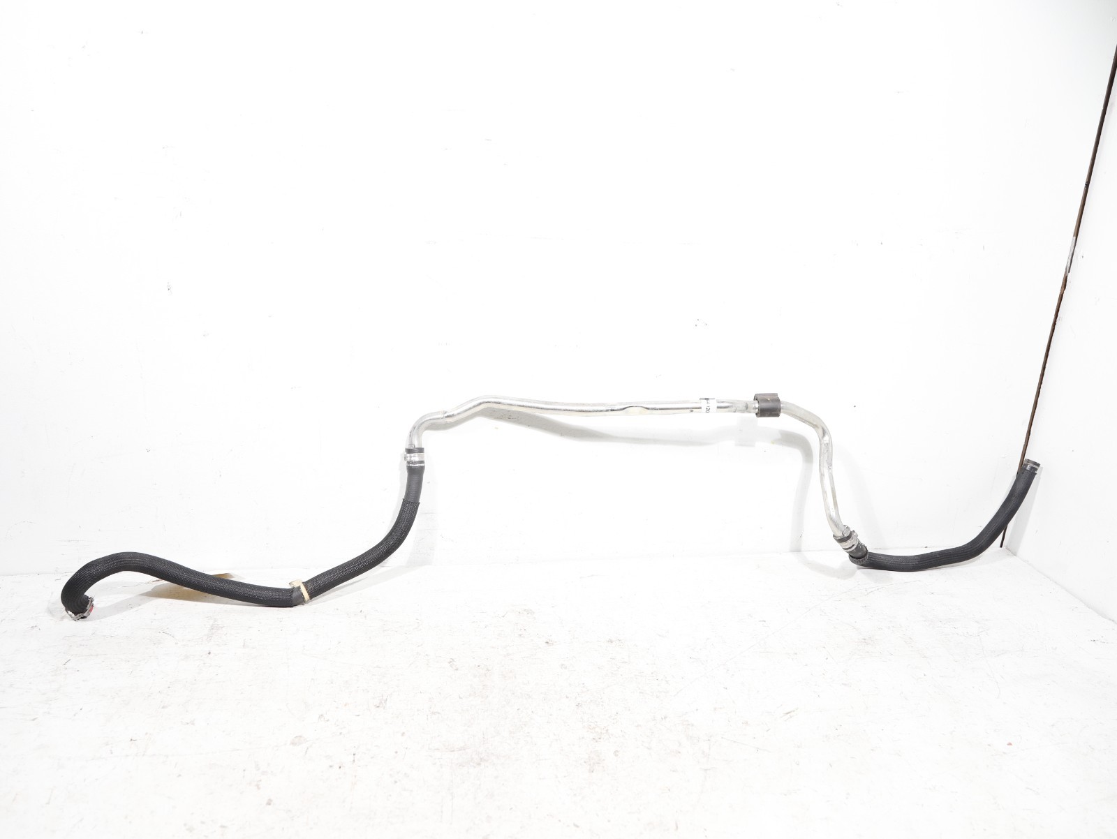 2017-2020 Maserati Levante 3.0L Engine Radiator Coolant Hose Tube Line OEM 69K
