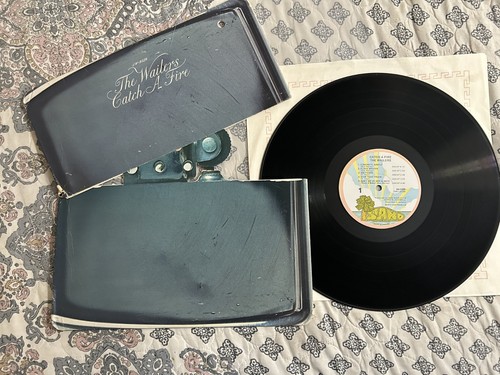 THE WAILERS "CATCH A FIRE" 1973 Island (pink rim) zippo cover BOB MARLEY orig.