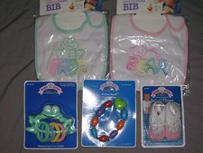 Embroidered Bibs Teether Beads Heart Rattling Frog Infant Shoes Pink NEW