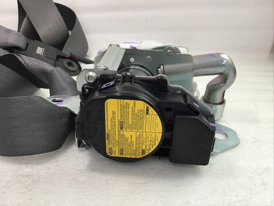 20072012 LEXUS ES350 Front Right Passenger Seat Belt Retractor OEM eBay