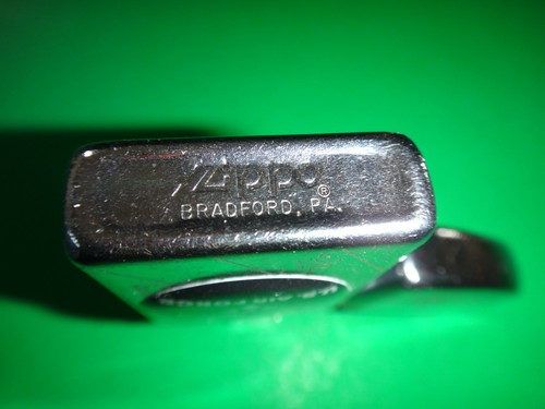 Year 1981 Polished Chrome Zippo Slim Lighter US AIR FORCE Raised Emblem Sticker - Picture 5 of 11