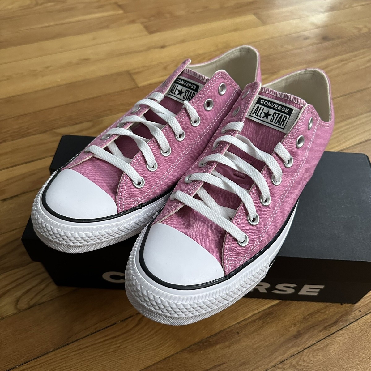 Size 12 - Converse Chuck Taylor All Star Low Magic Flamingo for
