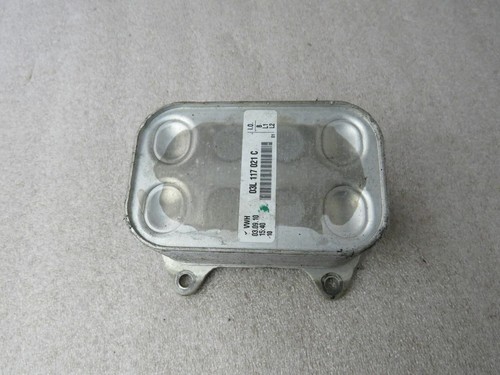Audi VW  Ölkühler M17432 03l117021c
