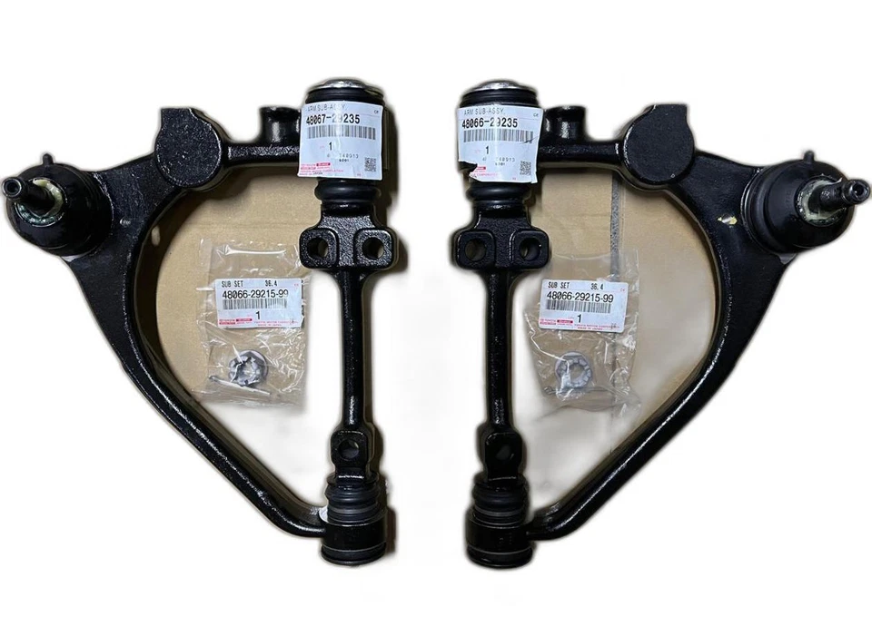 Toyota Genuine Hiace Front Suspension Arm Left and right set - Изображение 2 из 3