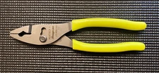 SNAP ON Tools USA NEW HI-VIZ Soft Grip 8" Flank Jaw Slip Joint Pliers HJ47ACFHV