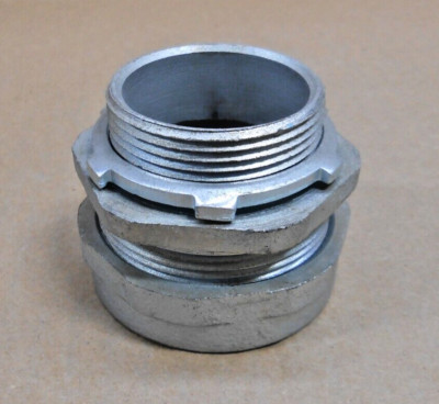 1 NEW CROUSE HINDS CPR5 1-1/2'' COMPRESSION CONNECTOR THREADLESS RIGID (5 AVAIL)