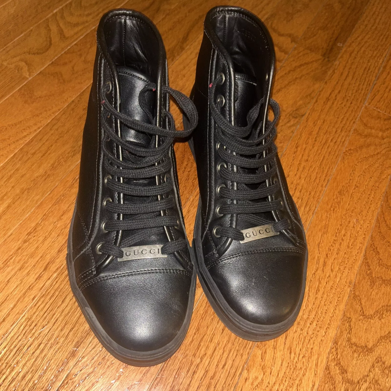 Baskets montantes homme cuir Gucci noir taille 6 ou femme 8