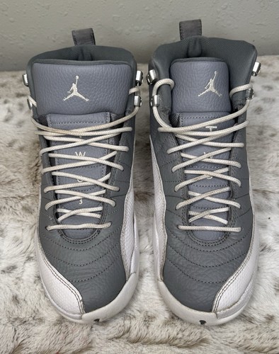 Air Jordan 12 Retro GS Stealth 153265-015 Size 7Y Women’s 8.5 - Picture 2 of 7