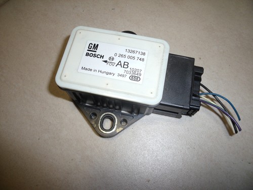 Opel ESP Drehratensensor Bosch  0265005748   13267138