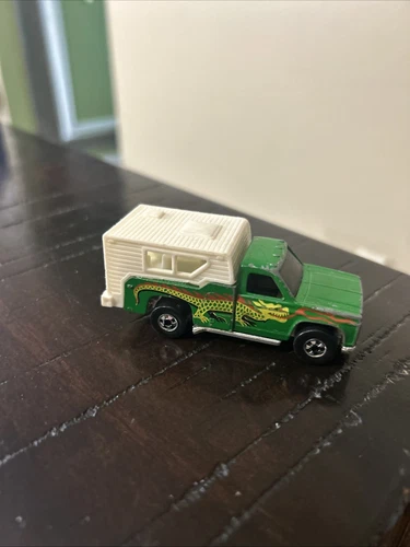 VINTAGE HOT WHEELS BW BLACKWALL BACKWOODS BOMB GREEN WITH DRAGON TAMPO 1974