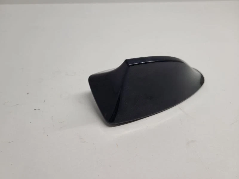 2011 12 13 14 15 2016 宝马 535i 车顶安装鲨鱼鳍天线 — 第 3/4 张图片